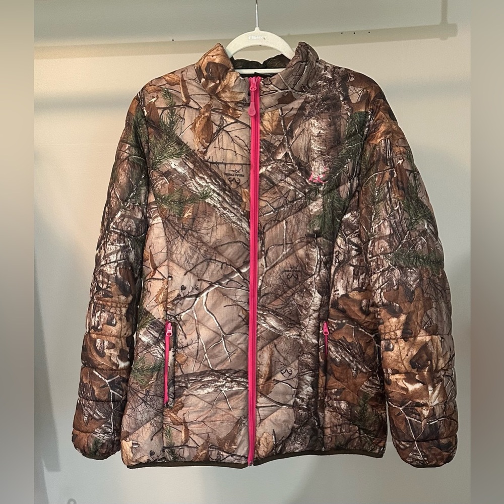 Realtree Woodland Camo Jacket with Hot Pink Zipper